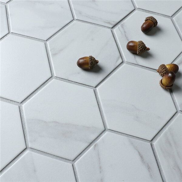 Carrara CZM932Y, azulejo del hexágono del mosaico de la porcelana