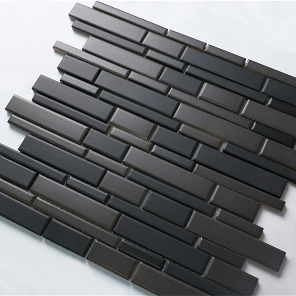 Black Gray Matte Ceramic Random Strip Mosaic Tiles Supplier